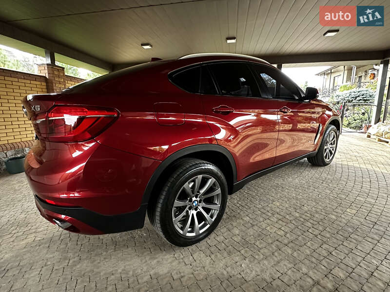 Позашляховик / Кросовер BMW X6 2015 в Харкові