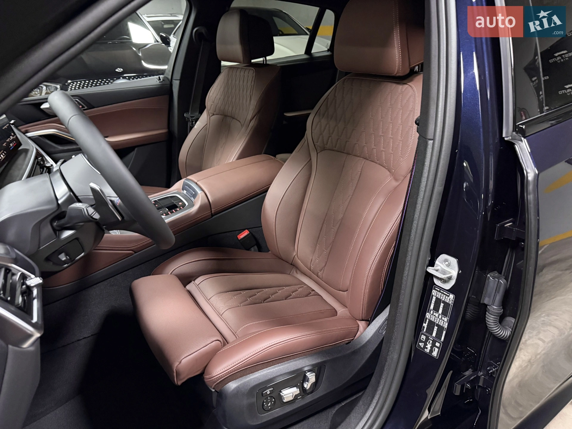 2025 BMW X6 - мініатюра 47