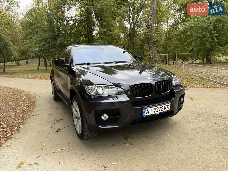 BMW X6 2011