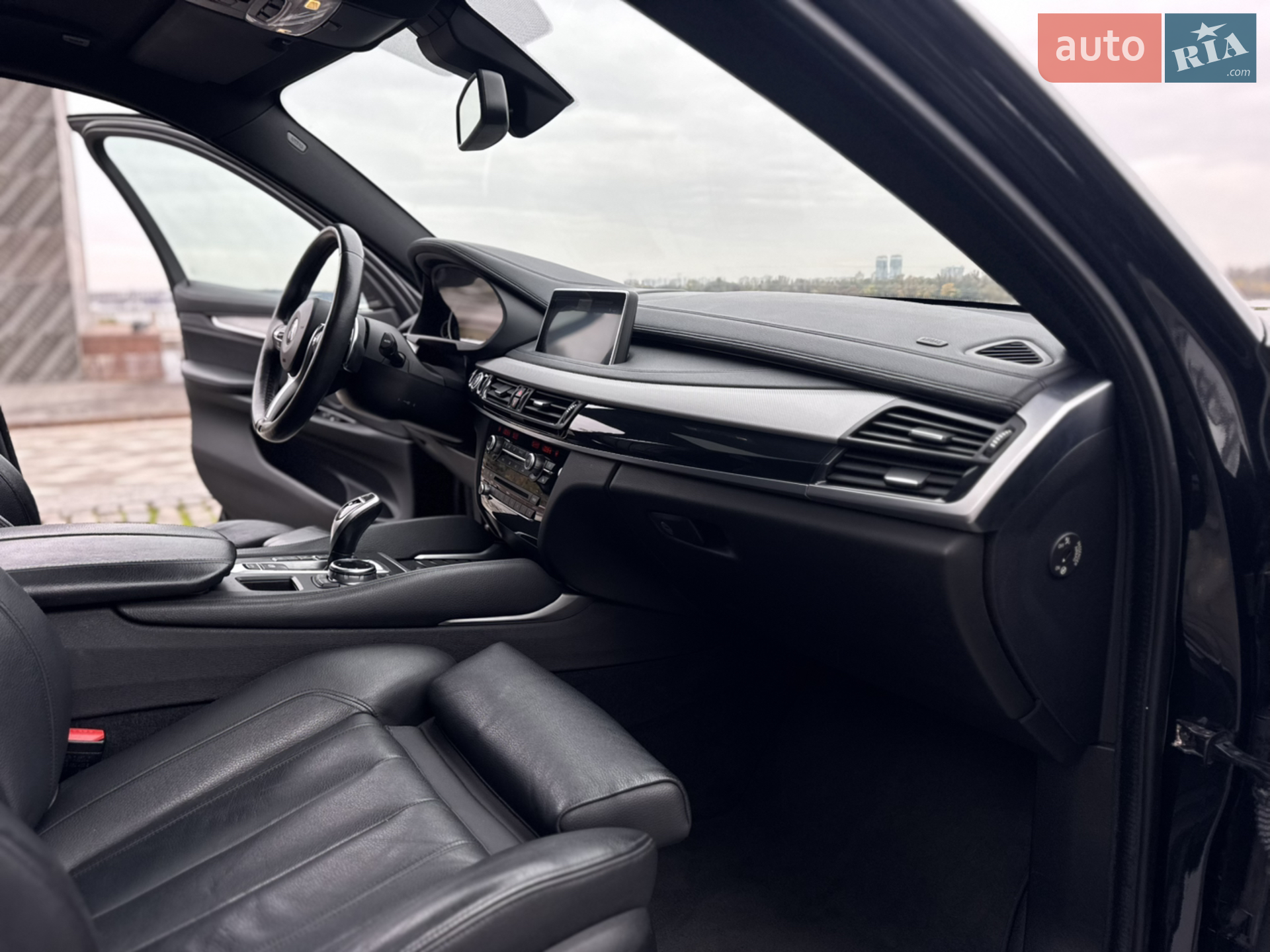 2015 BMW X6 - мініатюра 71