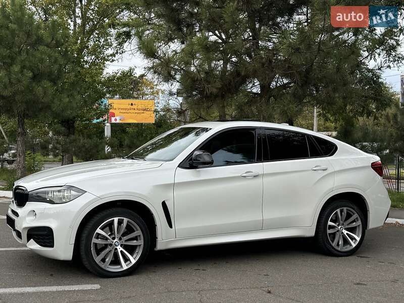 Внедорожник / Кроссовер BMW X6 2015 в Одессе