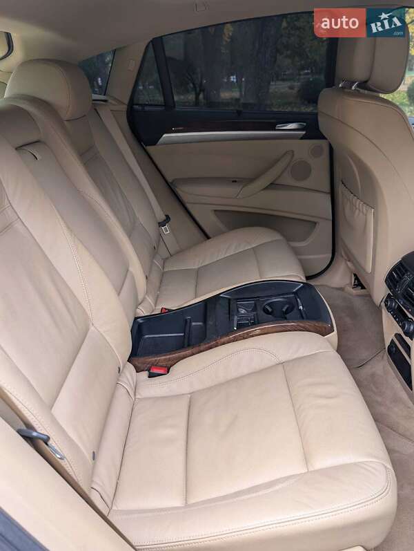 Позашляховик / Кросовер BMW X6 2012 в Києві