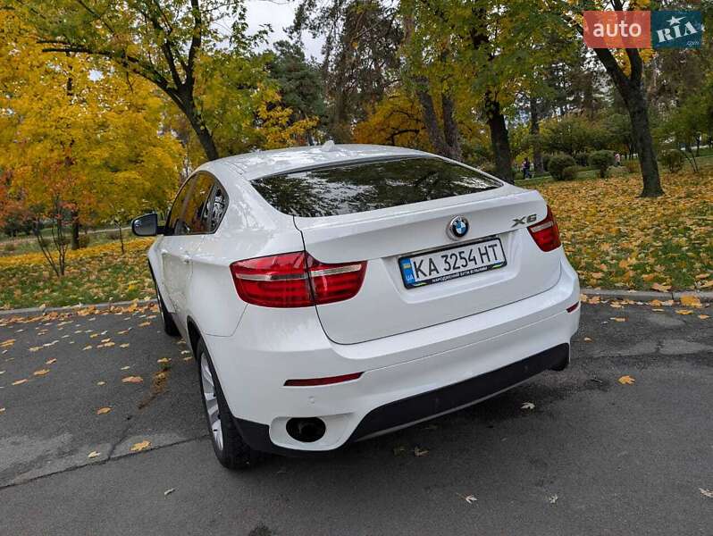 Позашляховик / Кросовер BMW X6 2012 в Києві