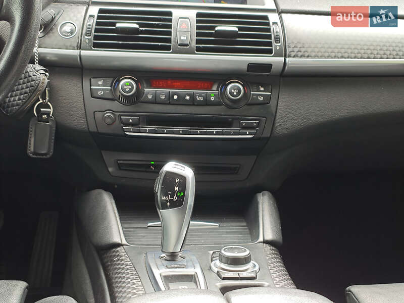 Внедорожник / Кроссовер BMW X6 2010 в Киеве