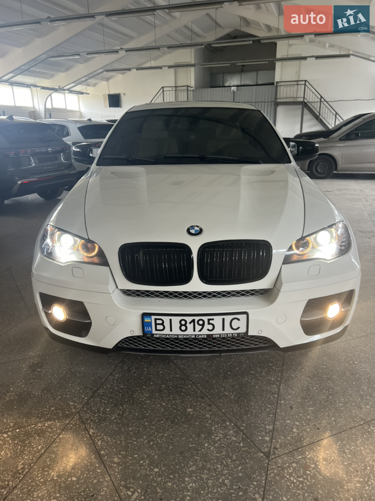 2010 BMW X6 - мініатюра 8