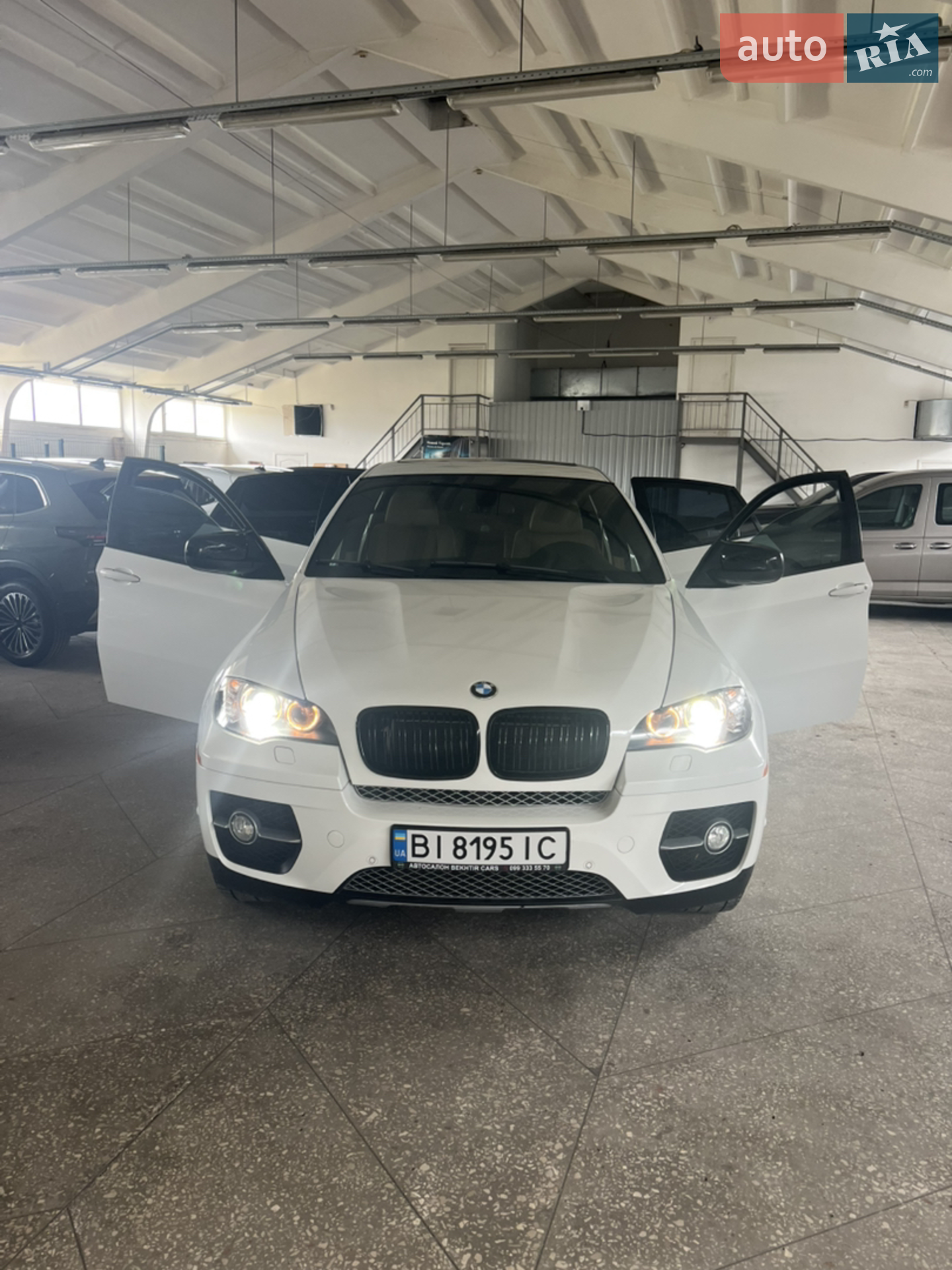 2010 BMW X6 - мініатюра 26