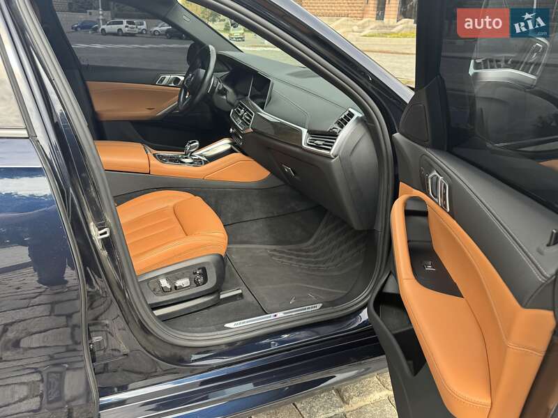 Внедорожник / Кроссовер BMW X6 2022 в Харькове