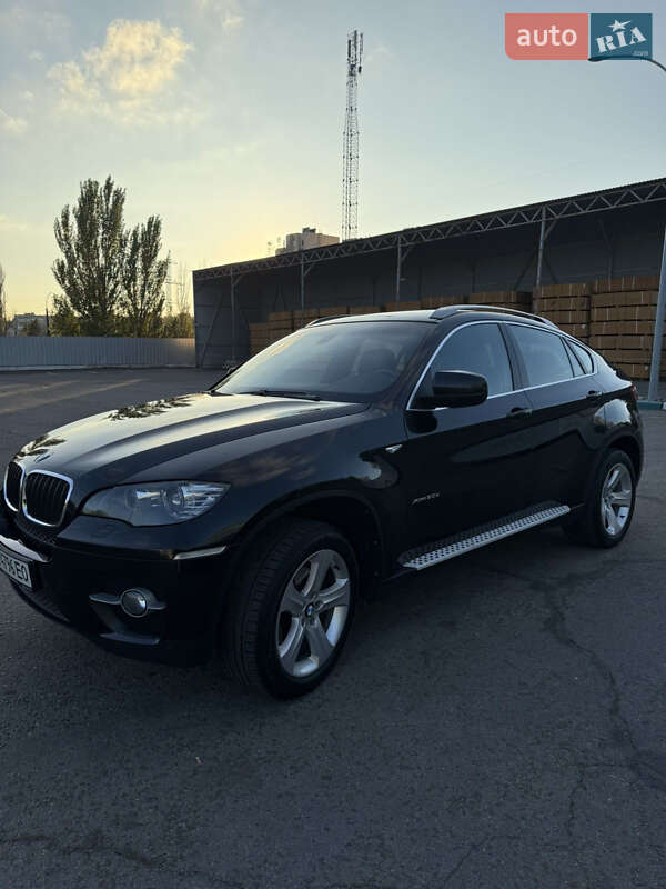 Внедорожник / Кроссовер BMW X6 2010 в Николаеве