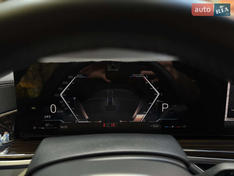 Внедорожник / Кроссовер BMW X6 2023 в Львове фото 37 Внедорожник / Кроссовер BMW X6 2023 в Львове