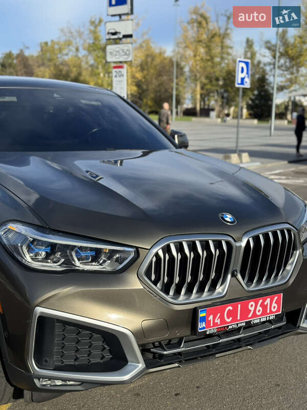 Внедорожник / Кроссовер BMW X6 2021 в Ужгороде
