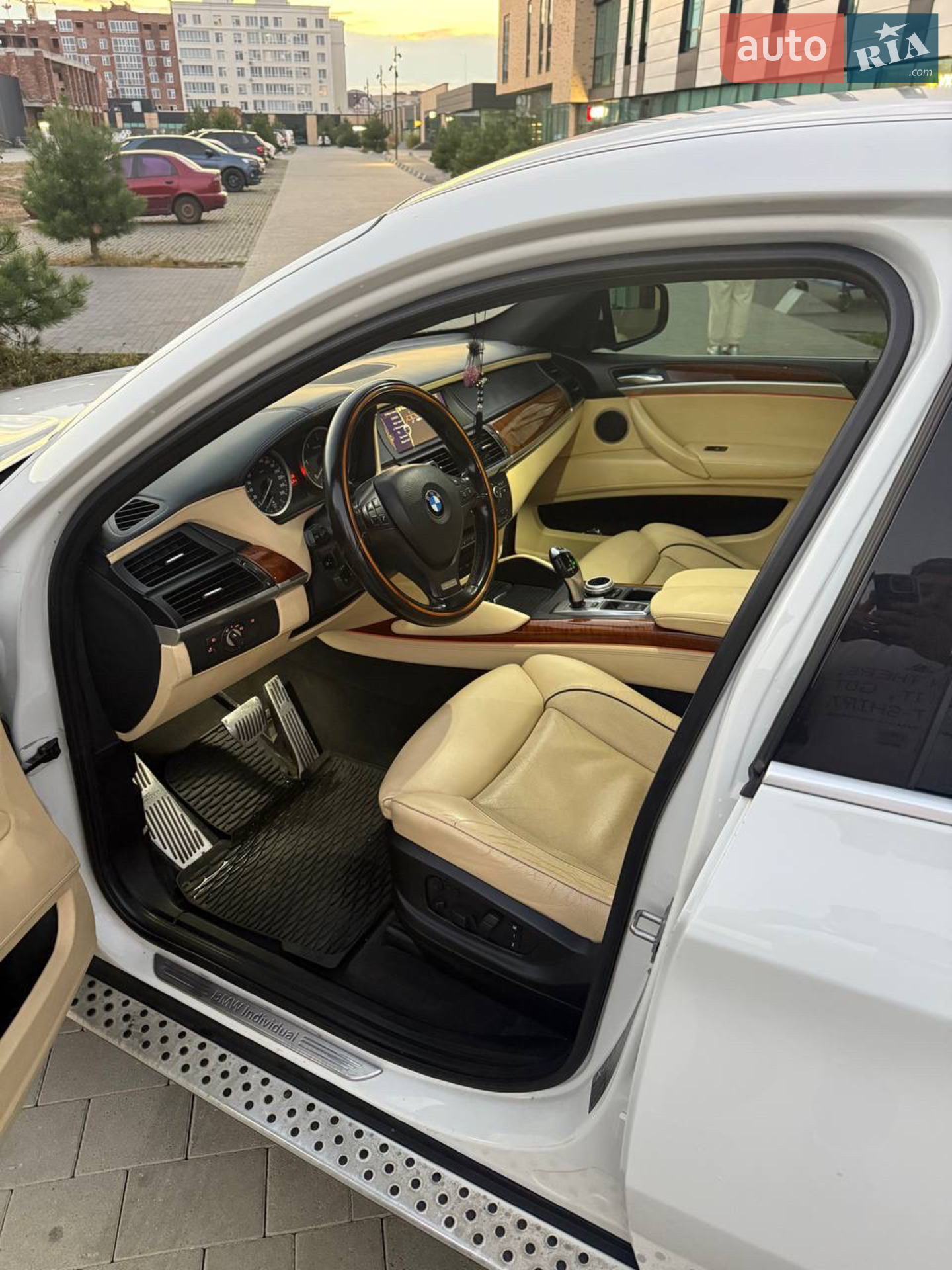 2012 BMW X6 - мініатюра 8