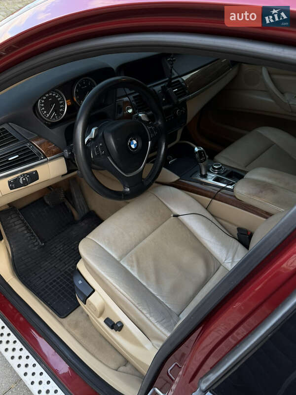 Внедорожник / Кроссовер BMW X6 2010 в Черновцах