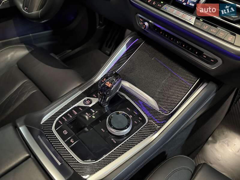 Внедорожник / Кроссовер BMW X6 2021 в Днепре