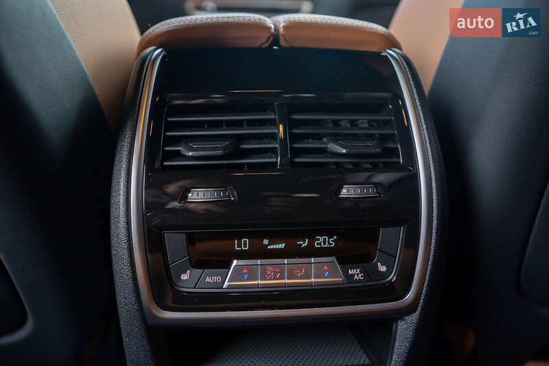 Внедорожник / Кроссовер BMW X6 2022 в Киеве