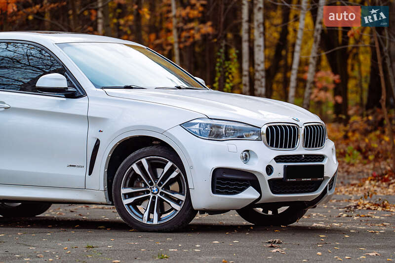 Внедорожник / Кроссовер BMW X6 2015 в Киеве