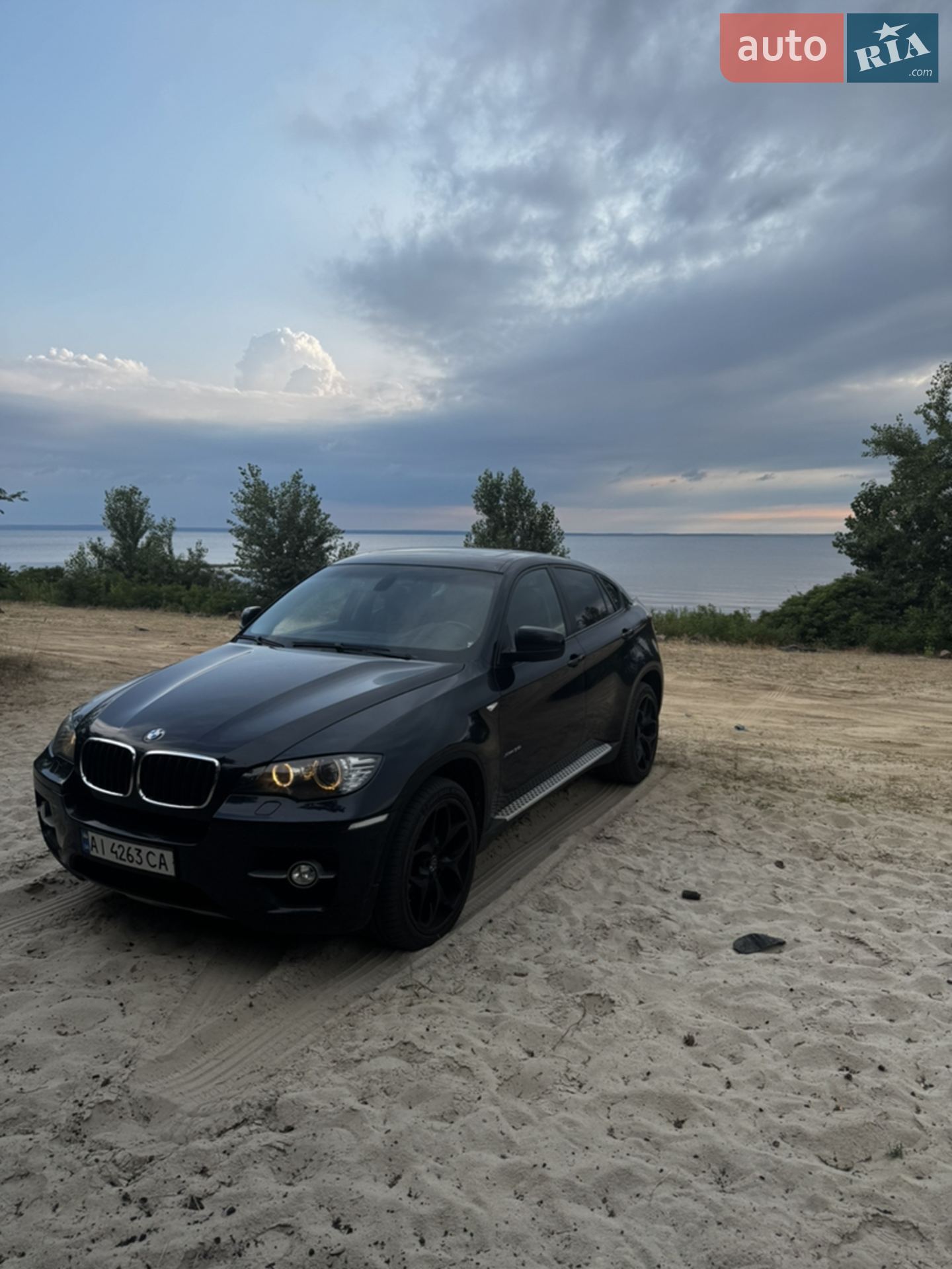 2010 BMW X6 - мініатюра 27