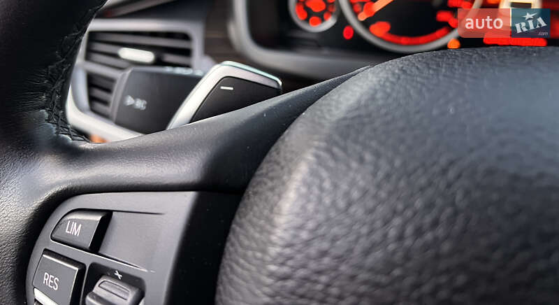 Внедорожник / Кроссовер BMW X6 2016 в Киеве