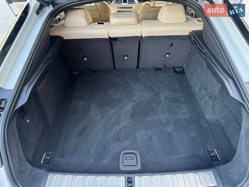 Позашляховик / Кросовер BMW X6 2020 в Чернівцях