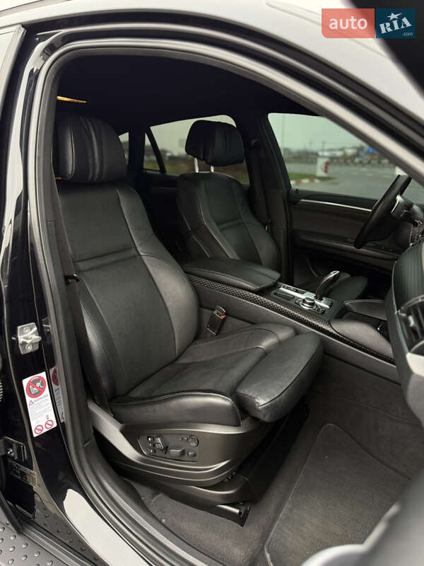 Внедорожник / Кроссовер BMW X6 2011 в Черновцах