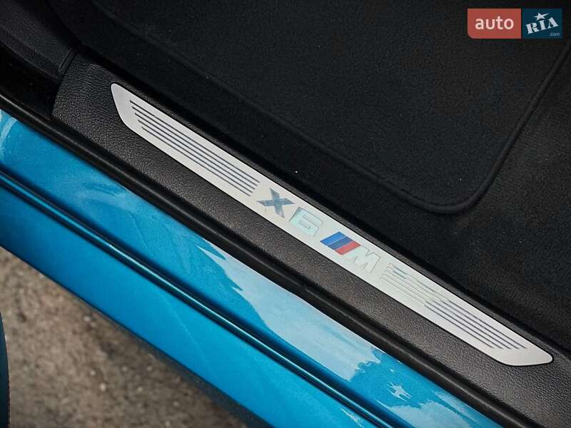 Внедорожник / Кроссовер BMW X6 2015 в Киеве