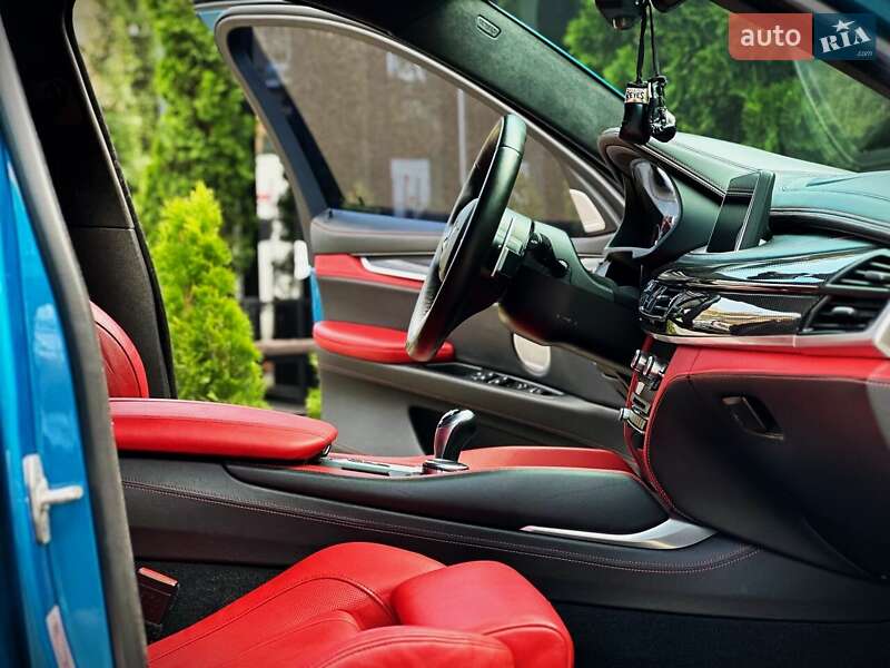 Внедорожник / Кроссовер BMW X6 2015 в Киеве