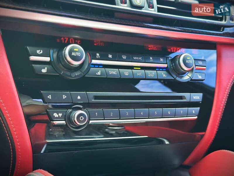 Внедорожник / Кроссовер BMW X6 2015 в Киеве