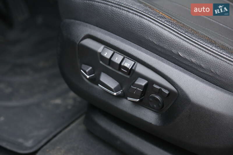 Внедорожник / Кроссовер BMW X6 2015 в Киеве фото 26 Внедорожник / Кроссовер BMW X6 2015 в Киеве