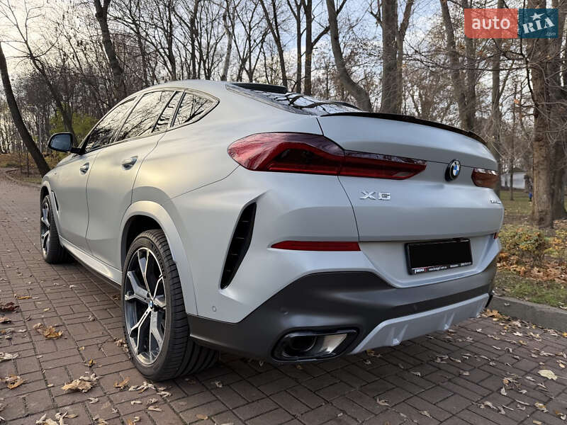 Внедорожник / Кроссовер BMW X6 2023 в Киеве