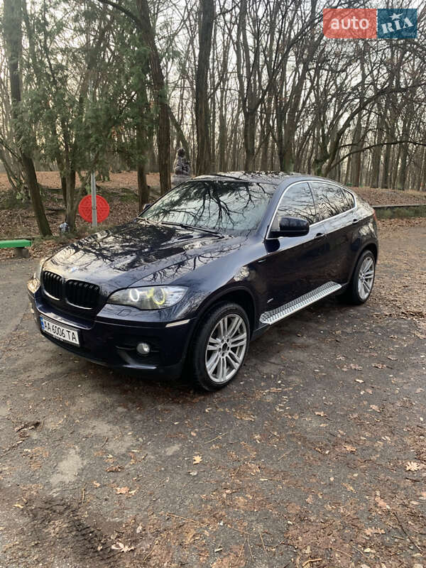 BMW X6 2011
