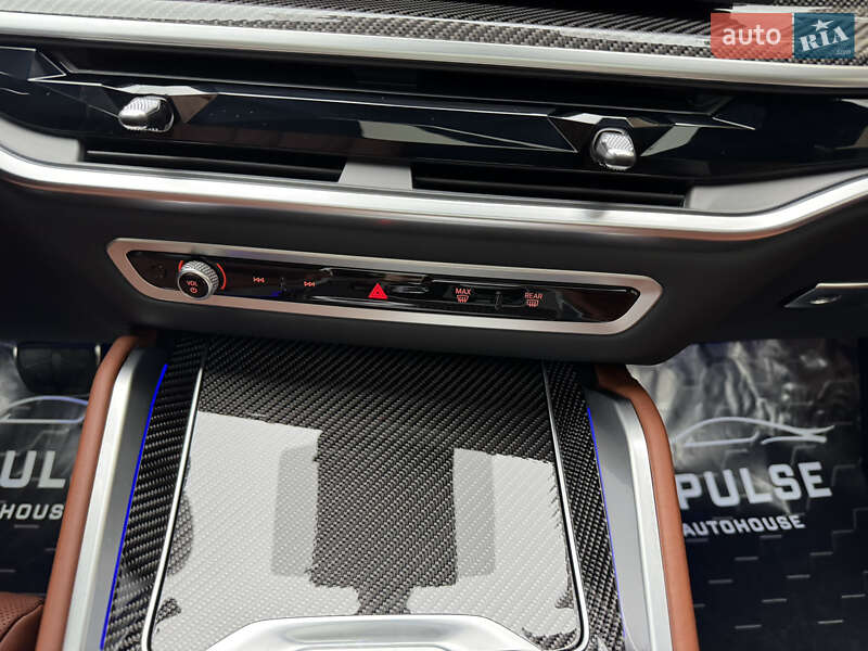 Внедорожник / Кроссовер BMW X6 2024 в Киеве