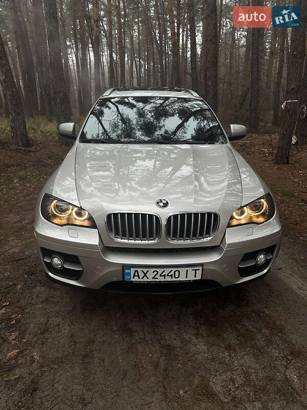 Внедорожник / Кроссовер BMW X6 2009 в Змиеве