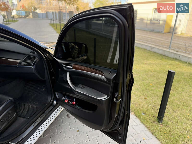 Позашляховик / Кросовер BMW X6 2008 в Івано-Франківську