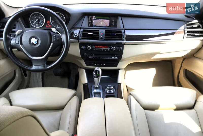 BMW X6 2011 BMW X6 2011