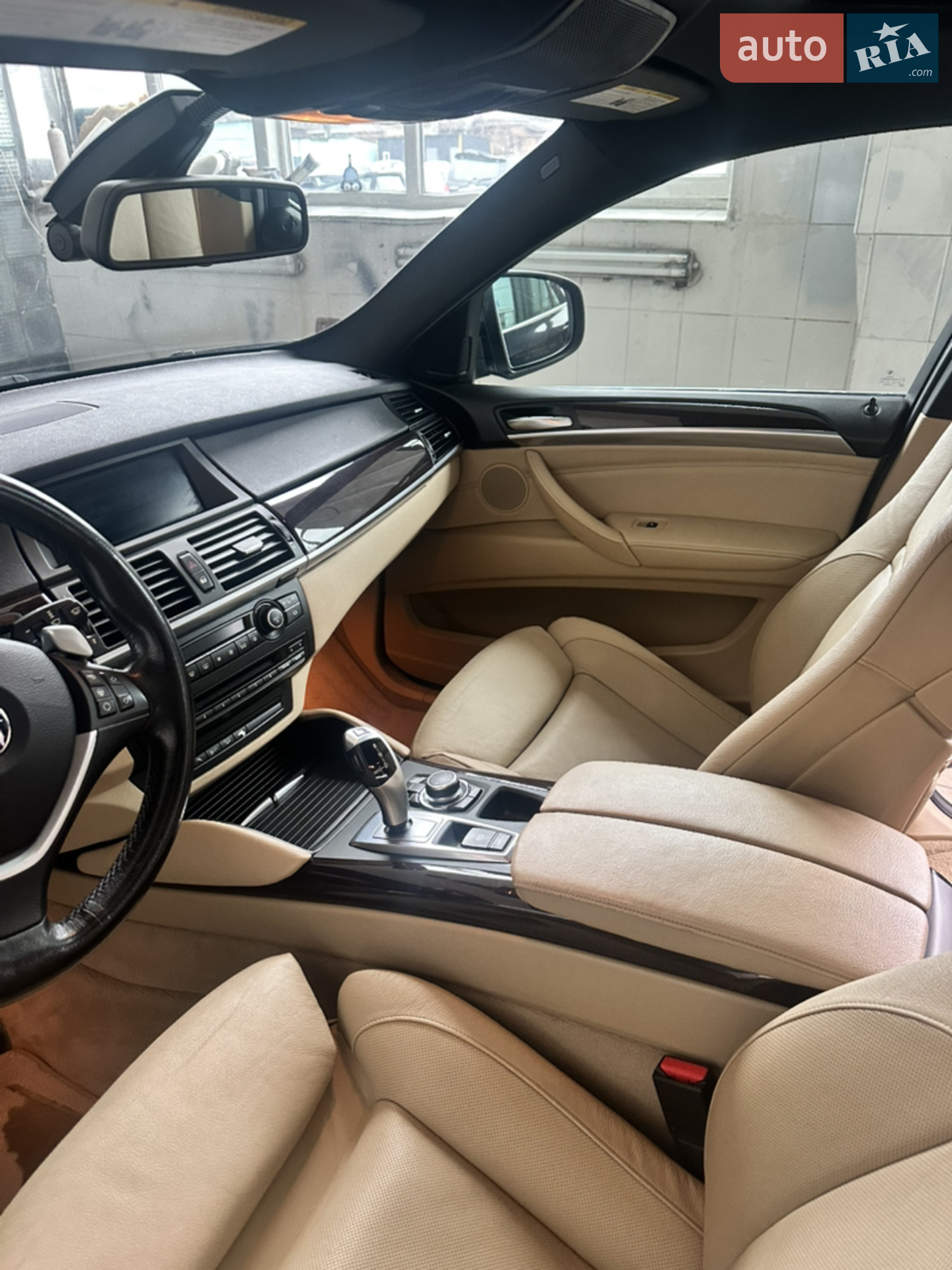2011 BMW X6 - мініатюра 16