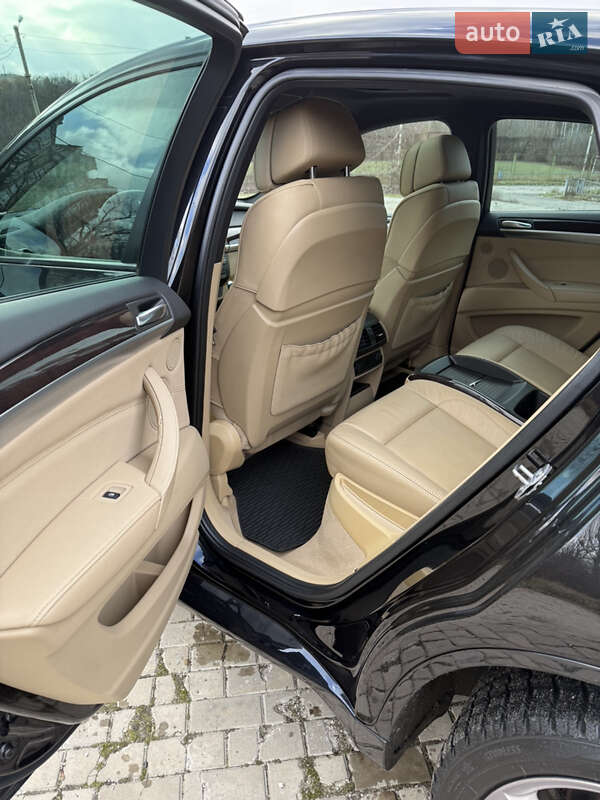 Позашляховик / Кросовер BMW X6 2013 в Харкові