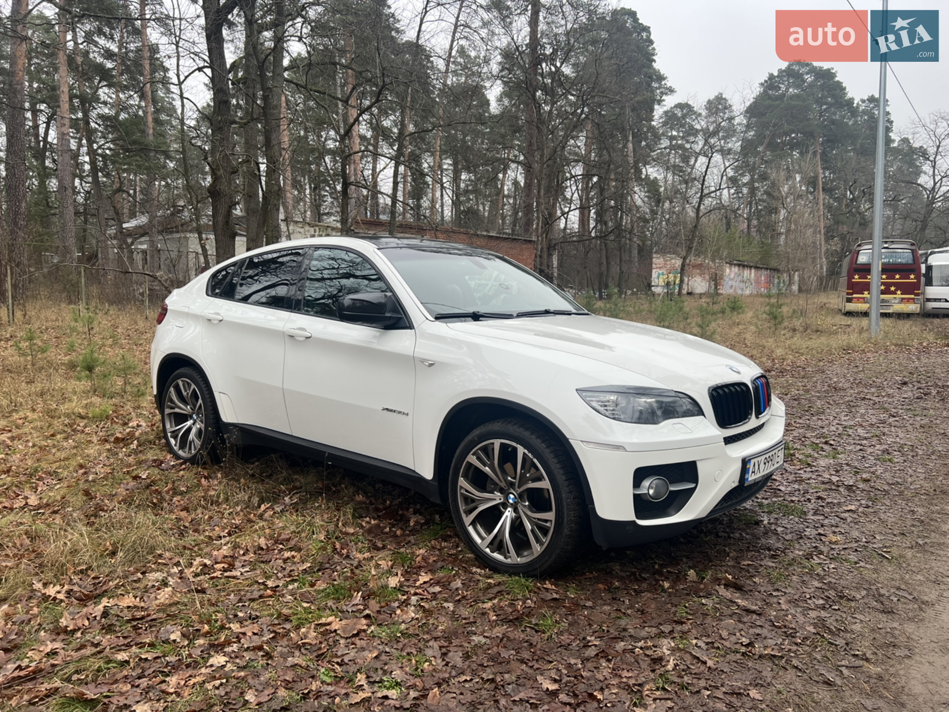 2011 BMW X6 - мініатюра 27