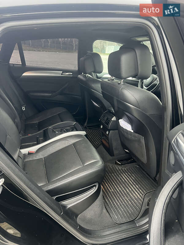 Внедорожник / Кроссовер BMW X6 2011 в Луцке