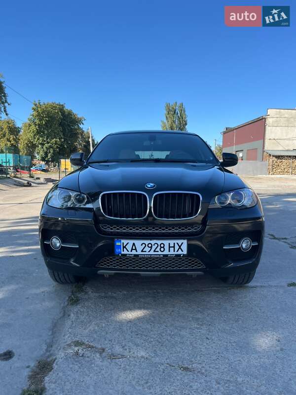Внедорожник / Кроссовер BMW X6 2010 в Конотопе