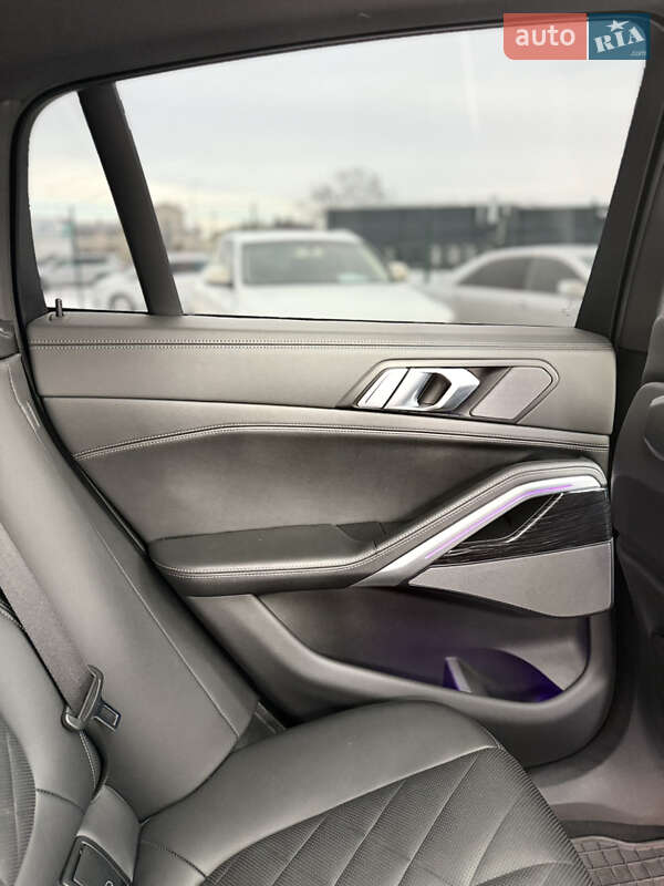 Внедорожник / Кроссовер BMW X6 2023 в Киеве