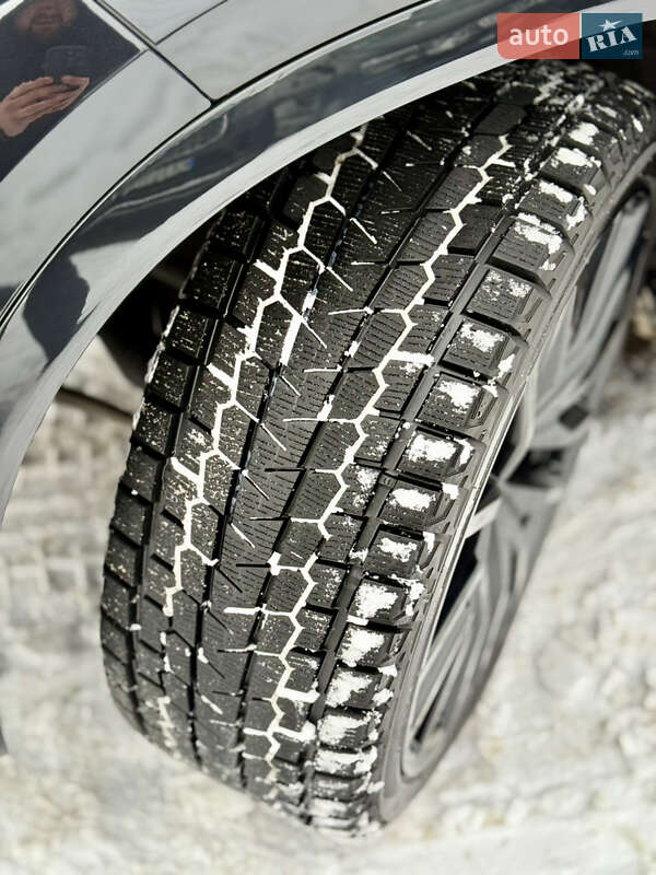 Внедорожник / Кроссовер BMW X6 2023 в Киеве