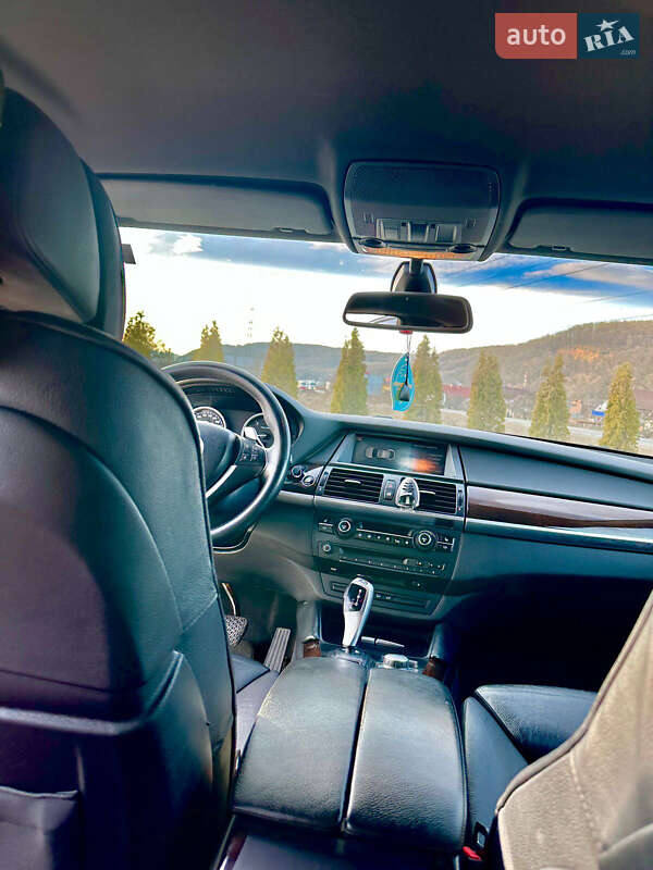 Позашляховик / Кросовер BMW X6 2009 в Ужгороді