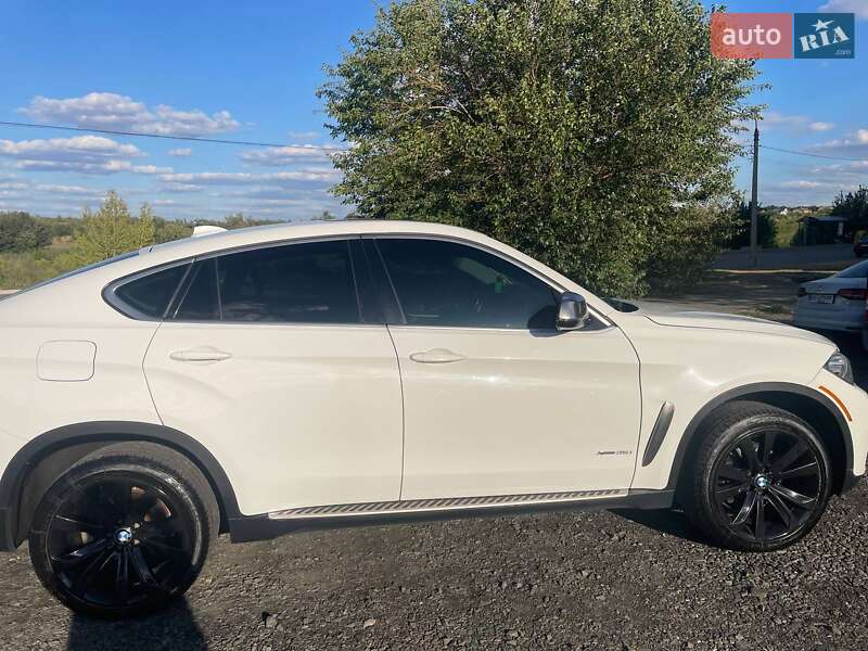 Внедорожник / Кроссовер BMW X6 2015 в Кривом Роге фото 4 Внедорожник / Кроссовер BMW X6 2015 в Кривом Роге