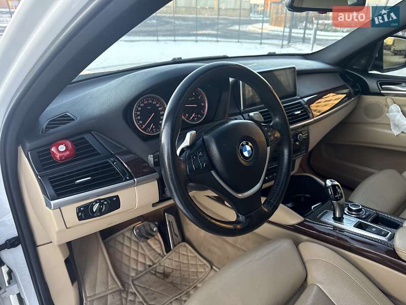 Внедорожник / Кроссовер BMW X6 2010 в Луцке