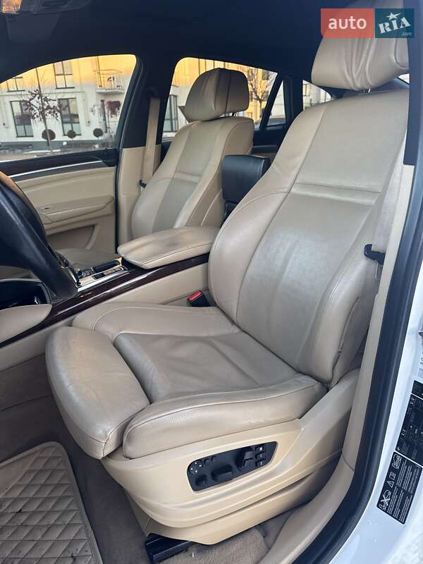 Внедорожник / Кроссовер BMW X6 2010 в Луцке