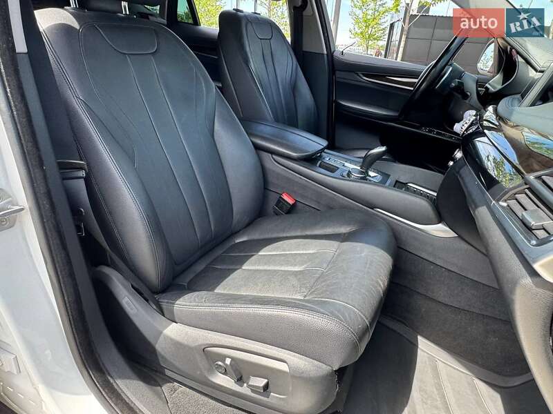 Внедорожник / Кроссовер BMW X6 2016 в Киеве