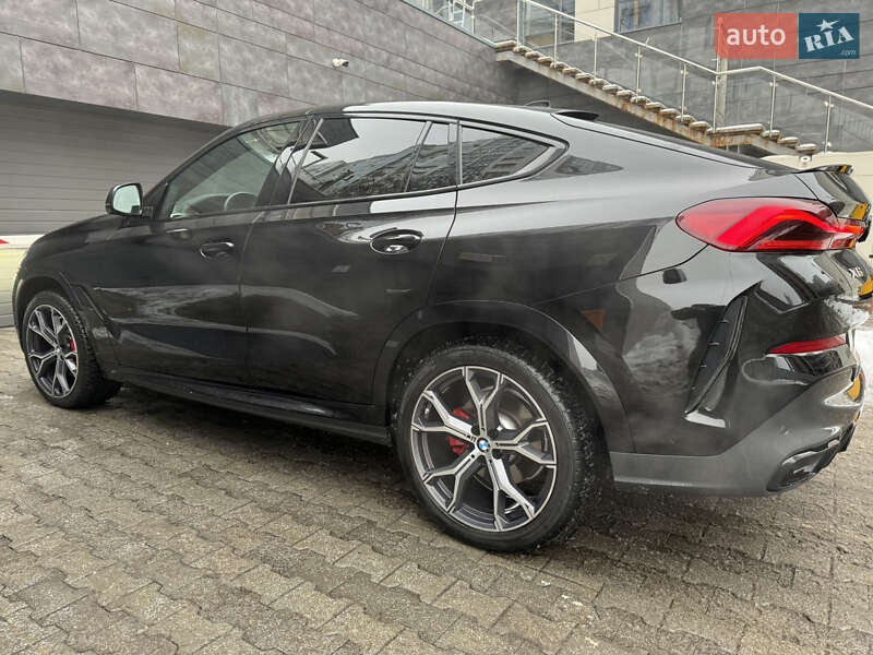 Внедорожник / Кроссовер BMW X6 2022 в Киеве