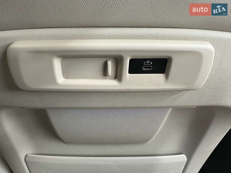 Внедорожник / Кроссовер BMW X6 2022 в Киеве