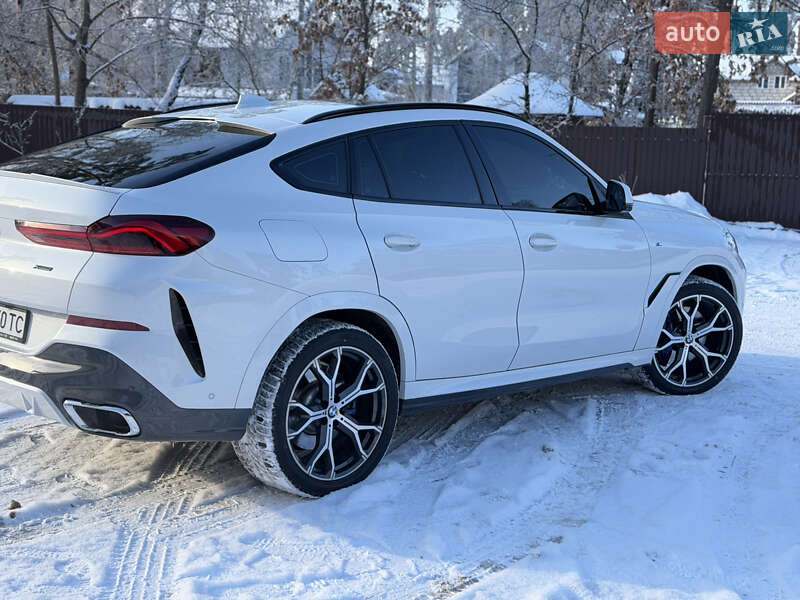 Внедорожник / Кроссовер BMW X6 2021 в Киеве