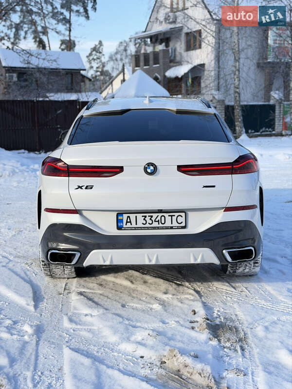 Внедорожник / Кроссовер BMW X6 2021 в Киеве