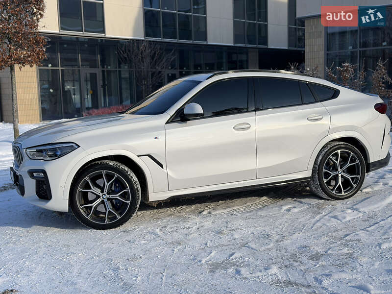Внедорожник / Кроссовер BMW X6 2021 в Киеве